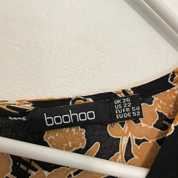 NEW NWT BOOHOO Plus Size Floral Wrap Skater Dress Black Brown Surplice Boho Knee - Picture 6 of 15